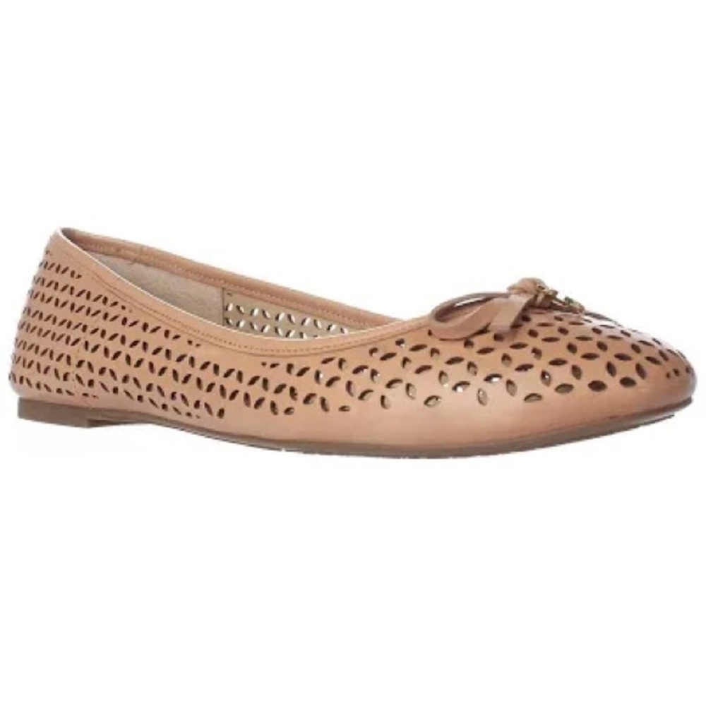Michael Kors Olivia perforated Flats 11